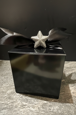 画像をギャラリービューアに読み込む, GIFT-WRAP IT! Gift Box with Crinkle Cut Paper Shred Filler
